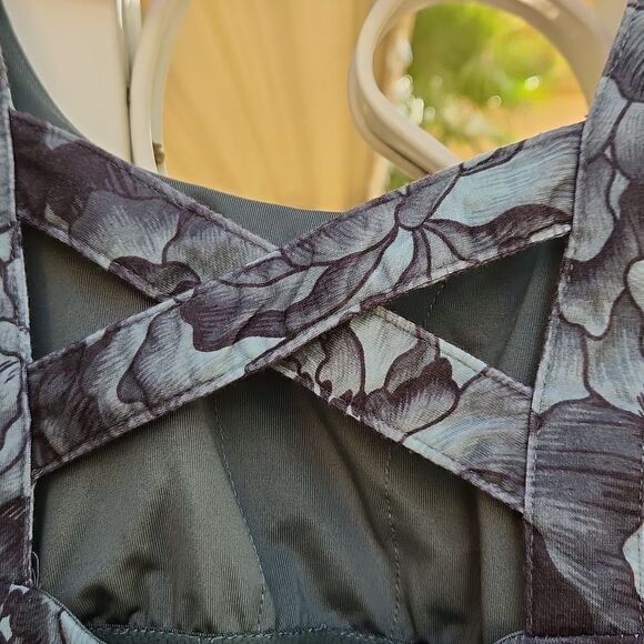 Zeroxposur green and gray women's size small dress with built-in support - Picture 5 of 7